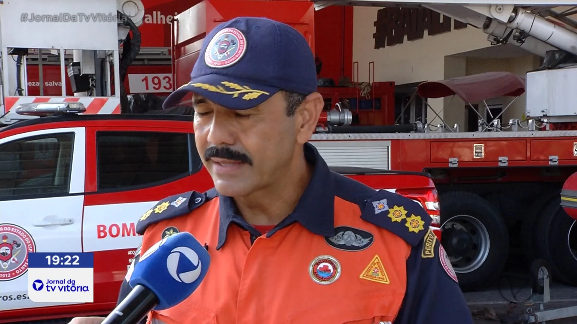 INCÊNDIOS CONTINUAM CASTIGANDO O ESPÍRITO SANTO.