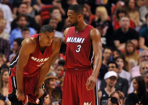 Miami Heat vence a 13ª seguida e se aproxima dos playoffs na NBA