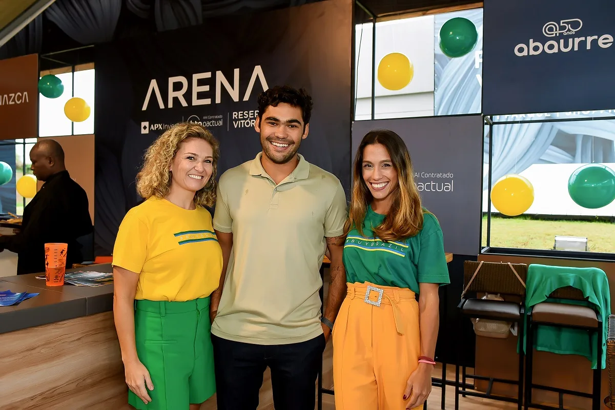 FOTOS | Lideranças capixabas se reúnem para primeiro jogo do Brasil