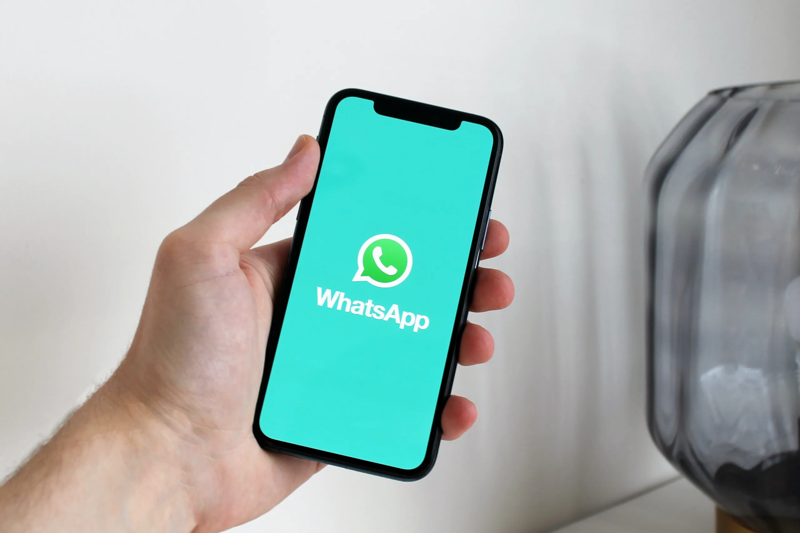 WhatsApp e o trabalho: você deve responder ao chefe fora do expediente? Saiba mais