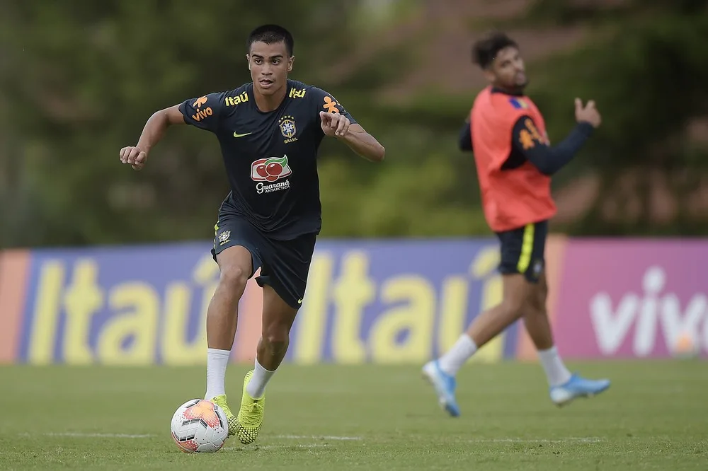 Seleção olímpica encerra preparação com goleada na Granja Comary