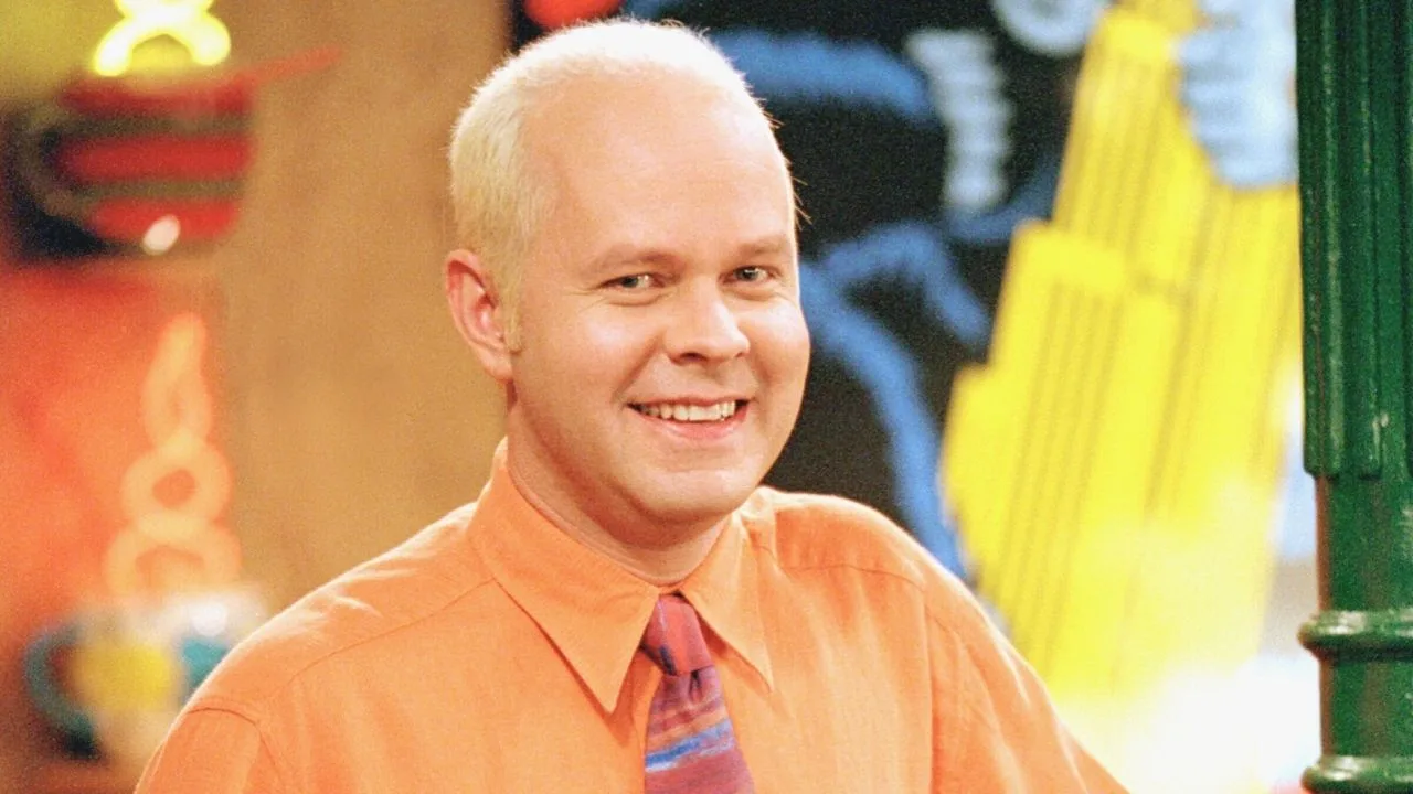 Morre ator da série Friends, James Michael Tyler, aos 59 anos