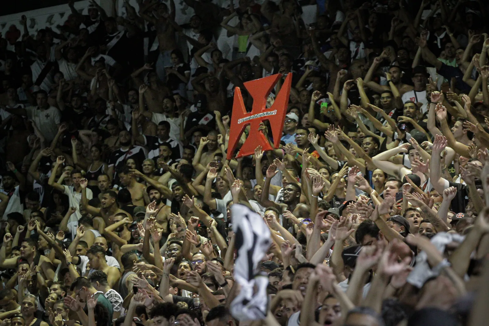 Vasco retoma controle da SAF após suspensão de contrato na Justiça