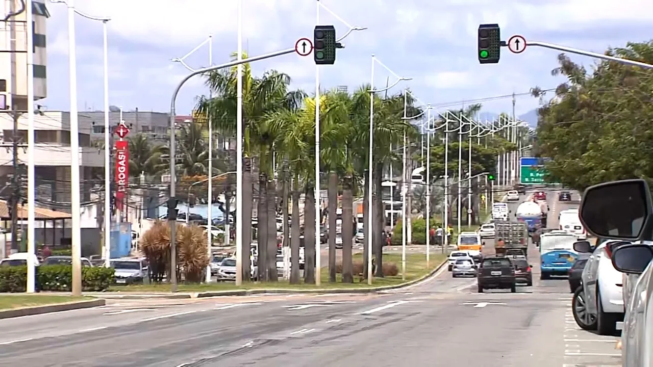 Sargento da Polícia Militar é baleado durante tentativa de assalto na Serra