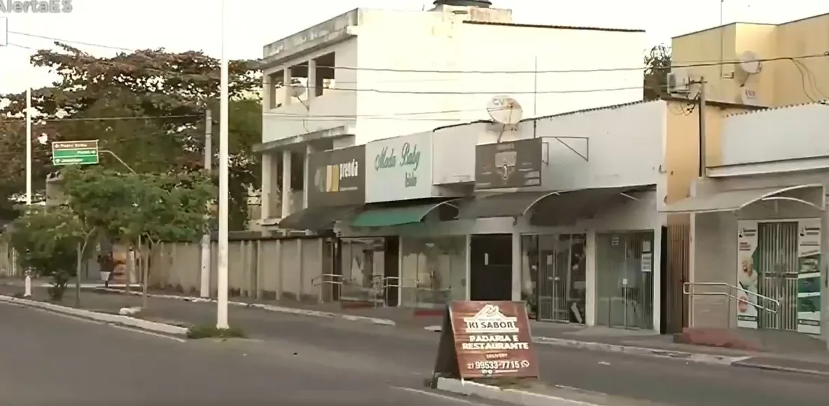 Sem ônibus e aulas suspensas: saiba como está a situação em Nova Almeida, na Serra, após confrontos