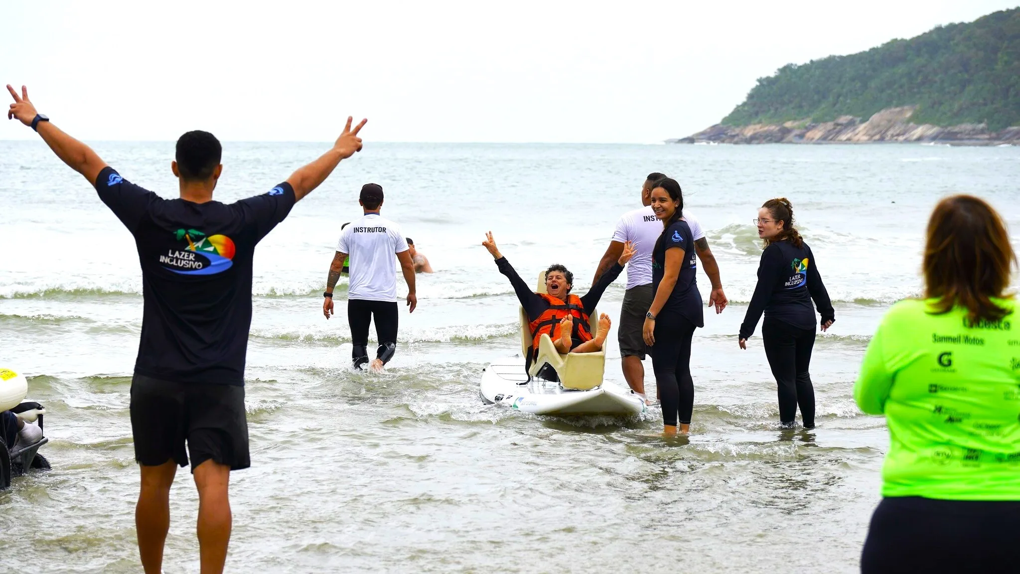 Evento "Praia Inclusiva" reuniu 90 PCDs na cidade do Guarujá