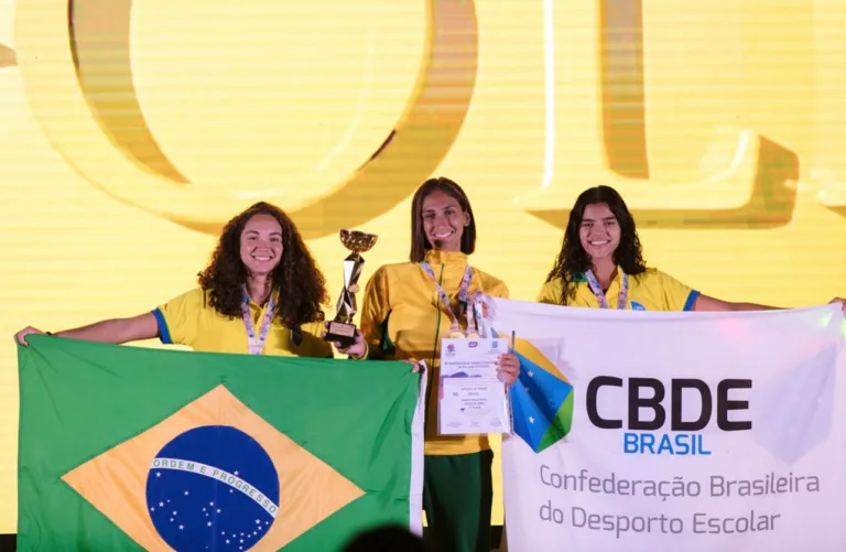 Capixaba é campeã mundial de vôlei de praia escolar em Israel