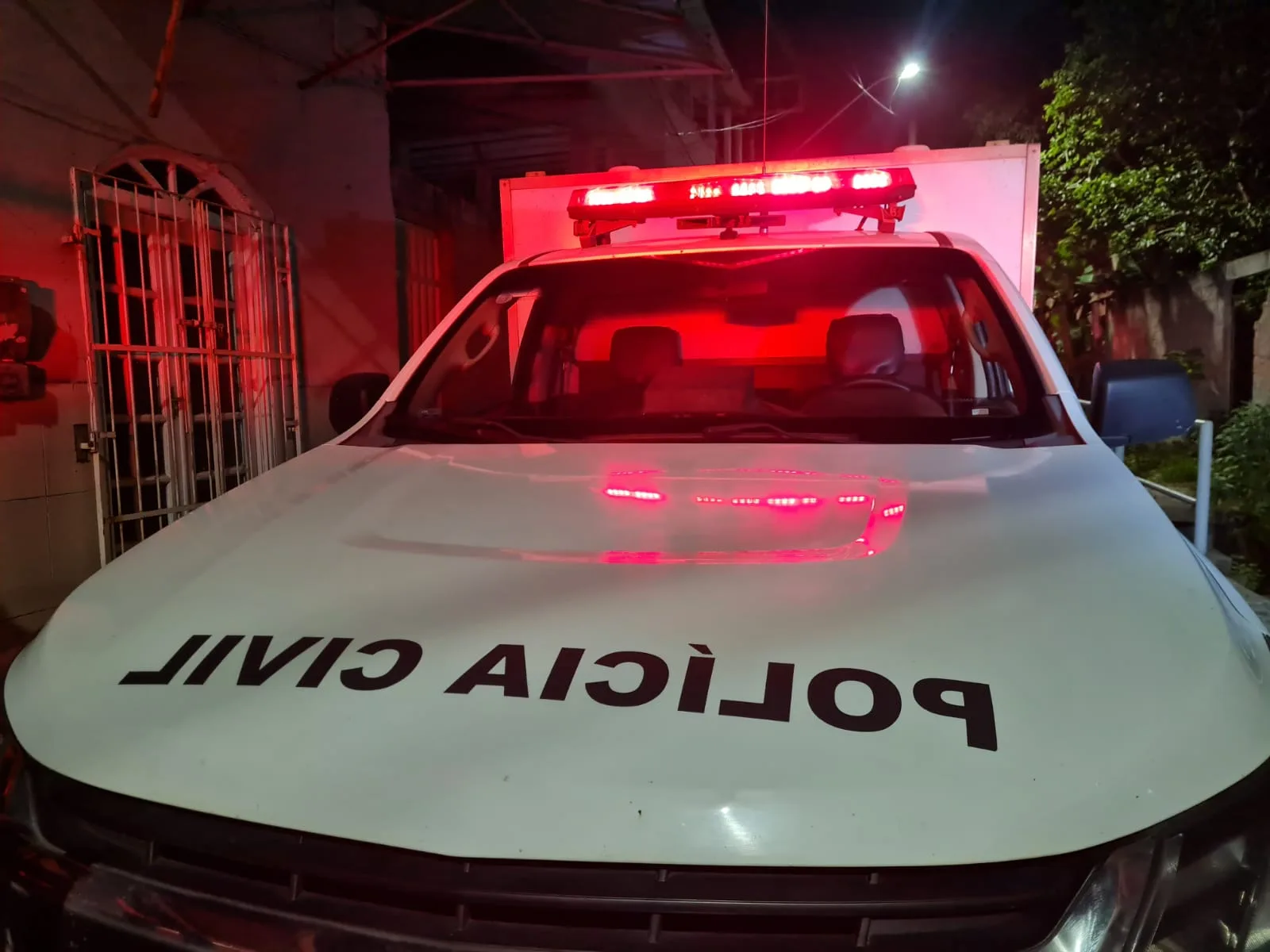 Corpo de homem é encontrado em bairro de Itaguaçu