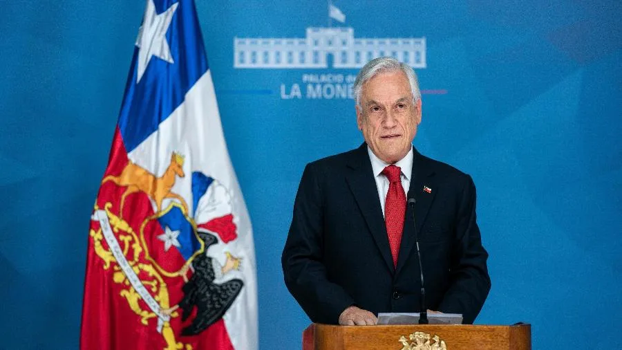 Ex-presidente do Chile Sebastián Piñera morre em acidente de helicóptero, diz imprensa