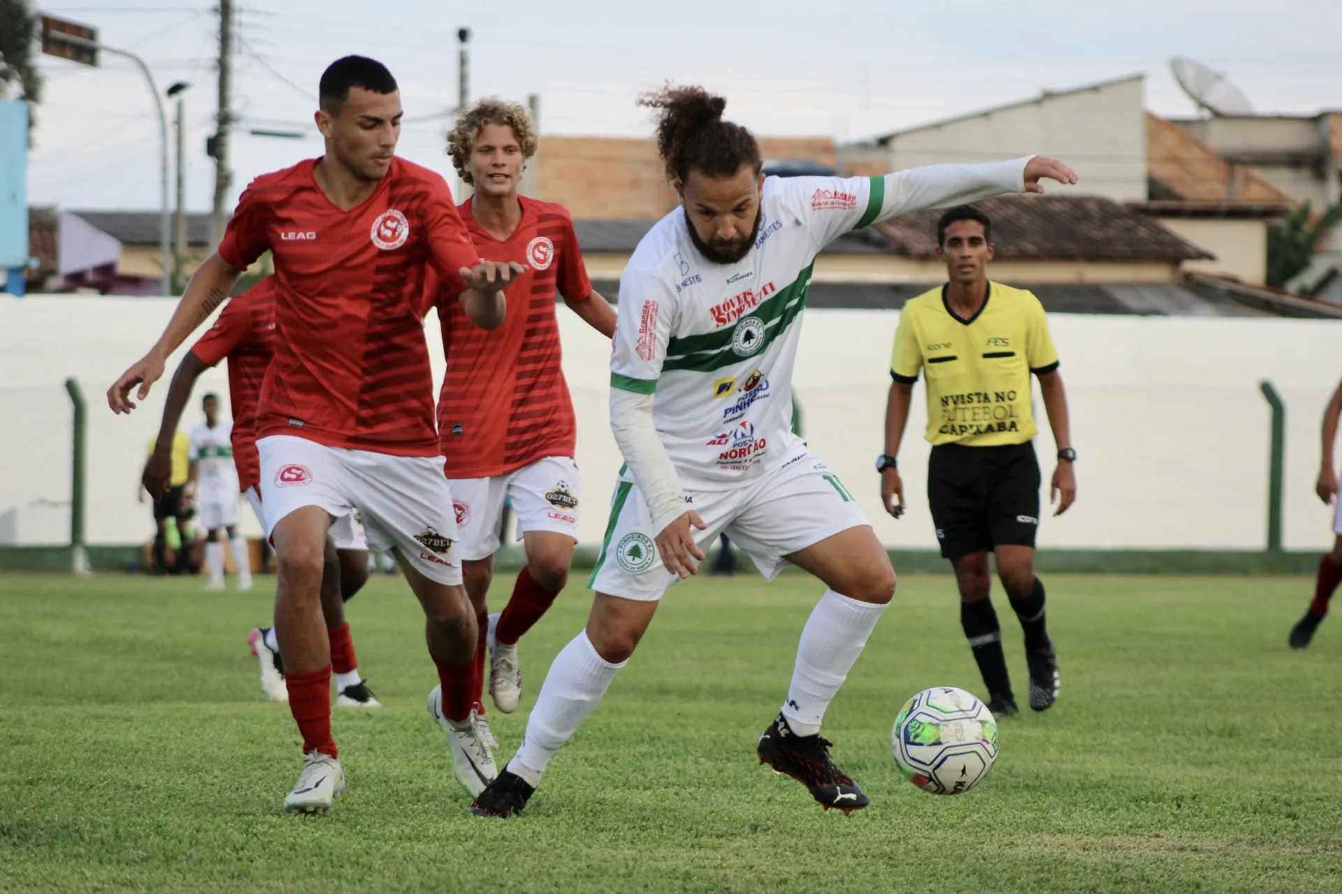 Pinheiros e Capixaba empatam em jogo movimentado na estreia do Capixabão Série B