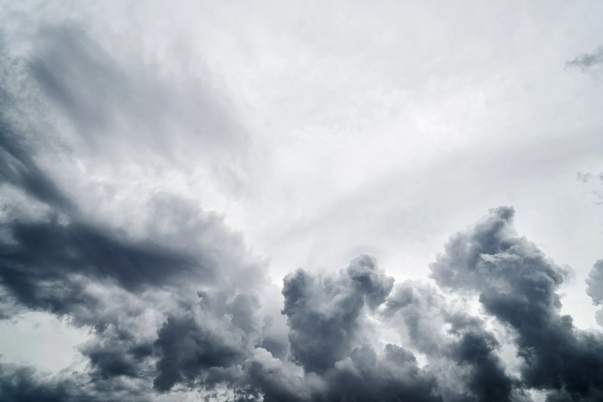 Frente fria e chuva no ES deve se manter até segunda-feira