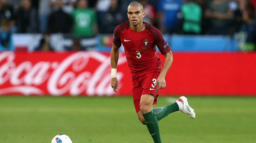 Nani fica fora de convocação de Portugal e Pepe retorna após lesão