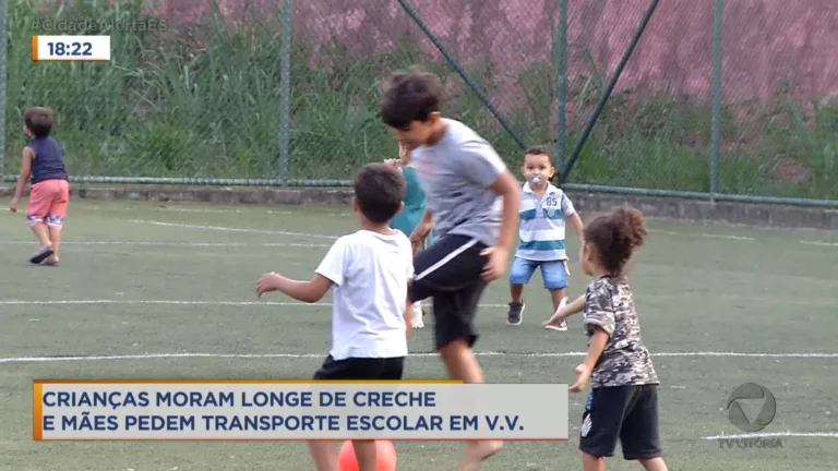 Crianças moram longe de creche e mães pedem transporte escolar em V.V.