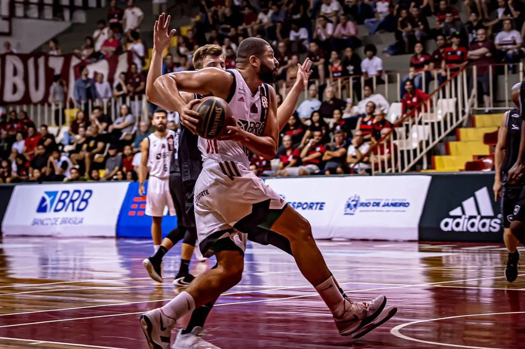 Brasileiro da CBB tem 11 equipes confirmadas e pode ter Pinheiros e Flamengo