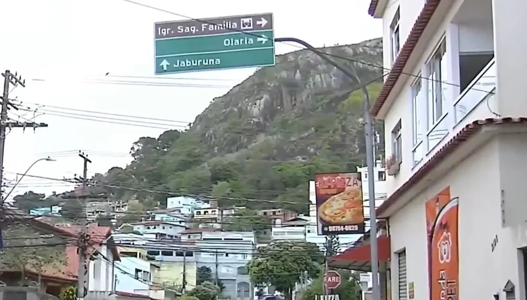 Confronto entre criminosos e policiais termina com homem preso em Vila Velha