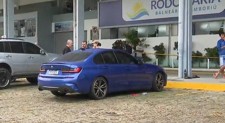 O que se sabe sobre a morte de quatro jovens dentro de BMW em Balneário Camboriú