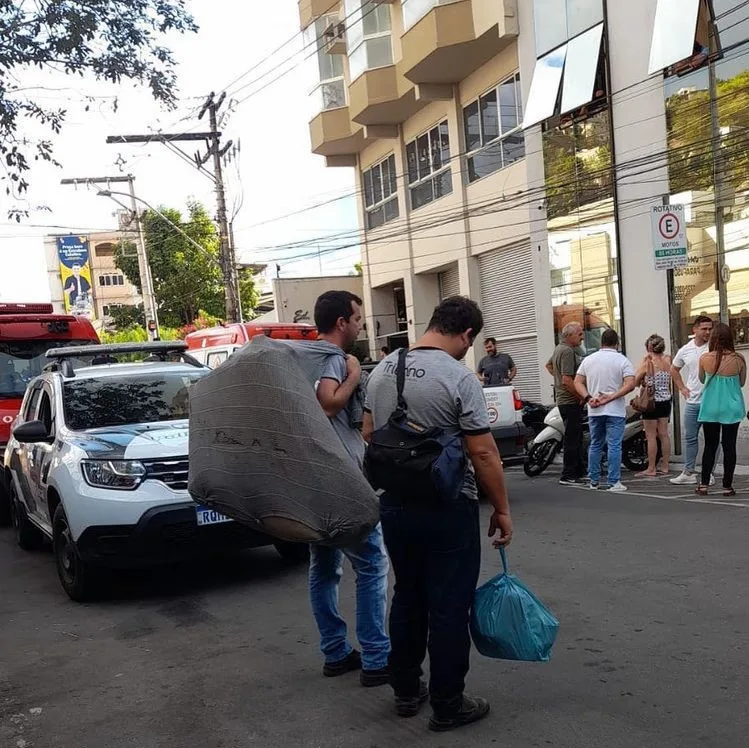 Rede protegeu criança de 4 anos que caiu do 10º andar de prédio em Colatina