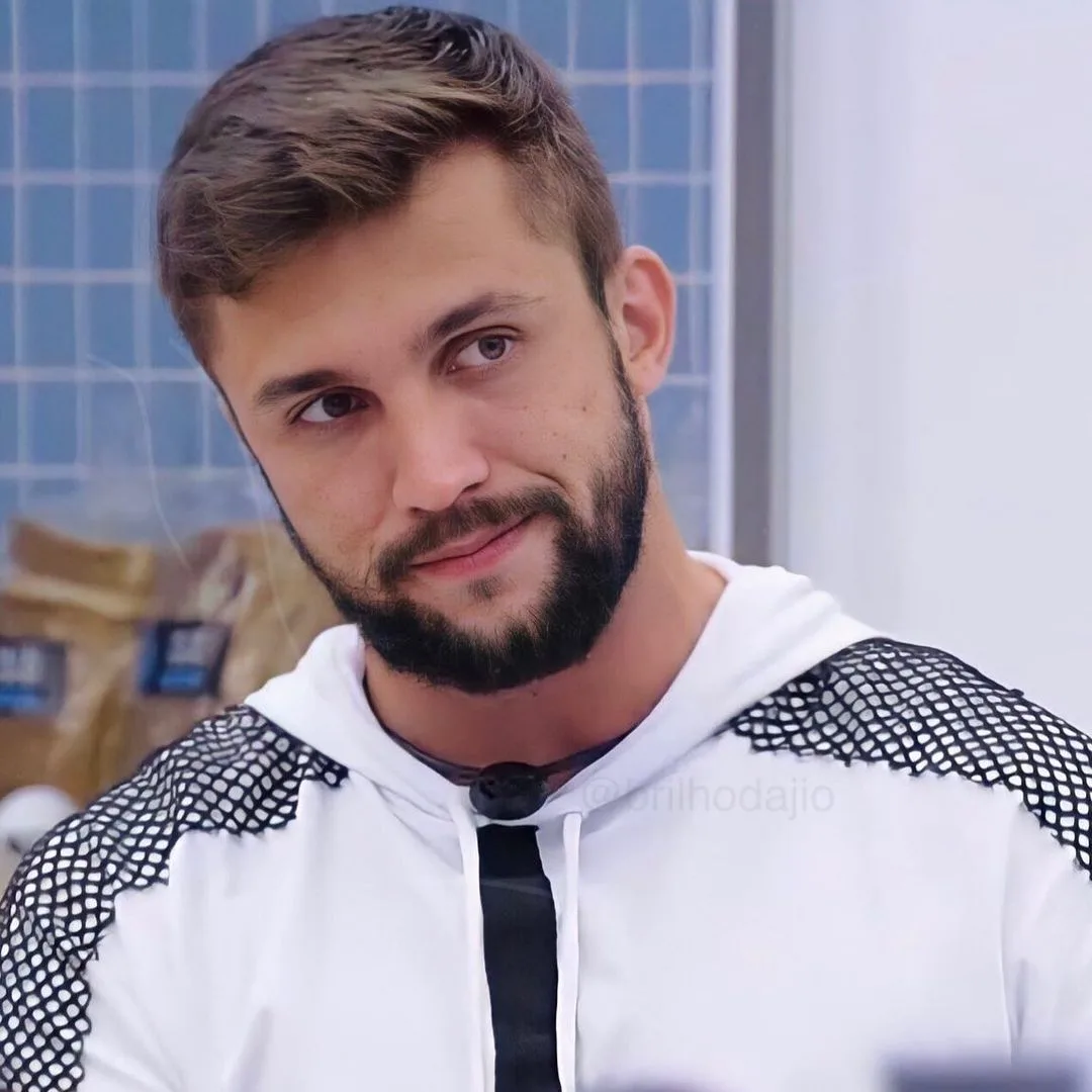 Acabou o jogo! Capixaba Arthur Picoli é o 14° eliminado do BBB 21, com 61,34% dos votos