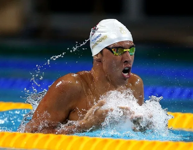 Brandonn Almeida conquista medalha de bronze no Mundial de Piscina Curta