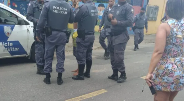 Homem em situação de rua é esfaqueado durante briga na Serra