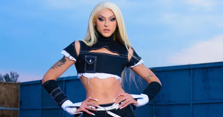 Estilista do ES assina looks de Pabllo Vittar em show no México