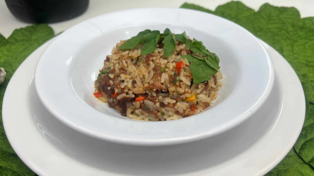 Aprenda a fazer um delicioso arroz de rabada