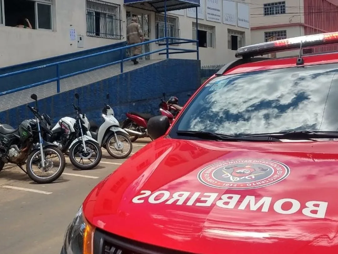 Viatura dos Bombeiros é multada pela PRF durante atendimento de emergência no ES