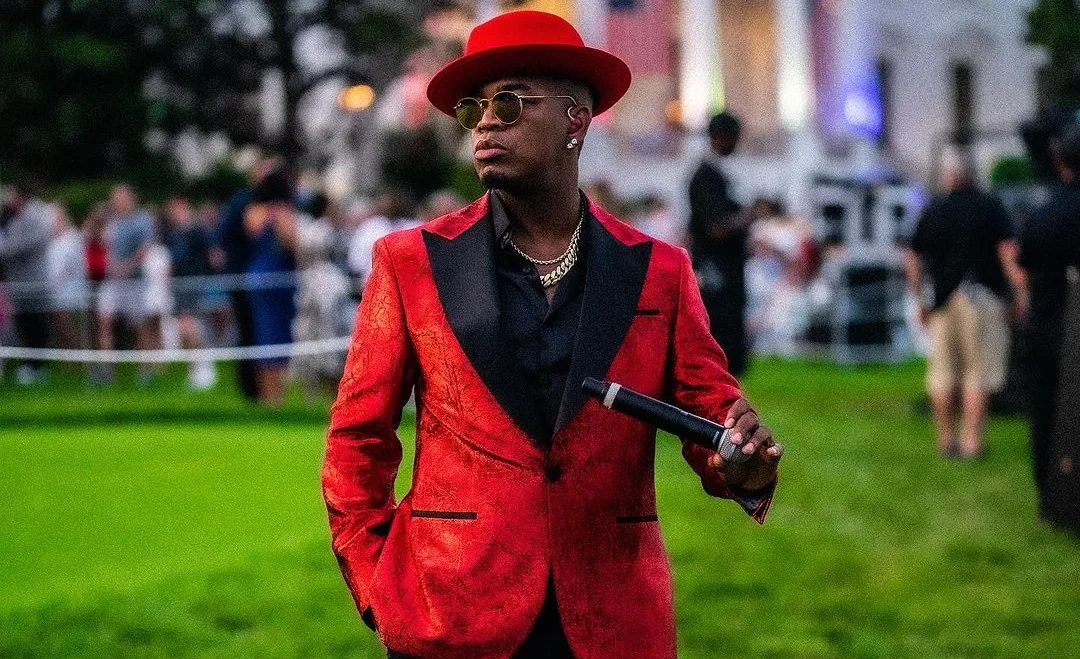 Cantor Ne-Yo é criticado por falas transfóbicas e se desculpa