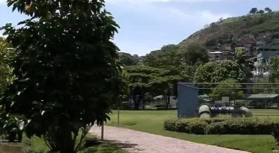 Homem é preso vendendo drogas em parque de Vitória