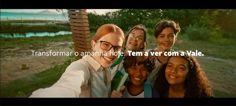 Fire assina campanha para Vale, anunciando a inauguração do Parque Costeiro Fire assina campanha para Vale, anunciando a inauguração do Parque Costeiro