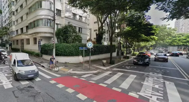 Elevador cai e deixa três pessoas feridas em Higienópolis em São Paulo