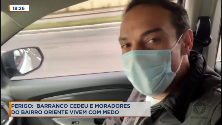 Barranco cede e coloca moradores em risco
