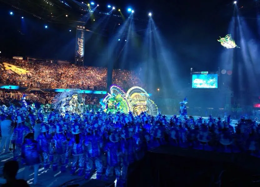 O Amazonas está azul! Boi Caprichoso é o grande vencedor do festival folclórico de Parintins. Veja fotos!