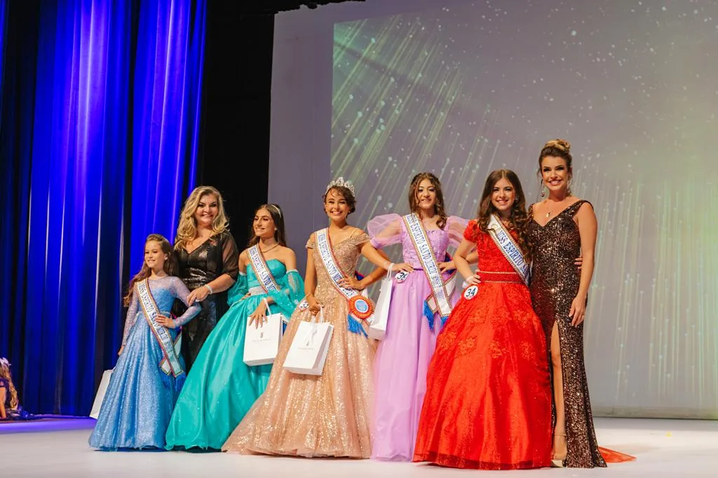 Veja fotos das eleitas Miss ES Mini, Mirim, Juvenil e Teen 2023