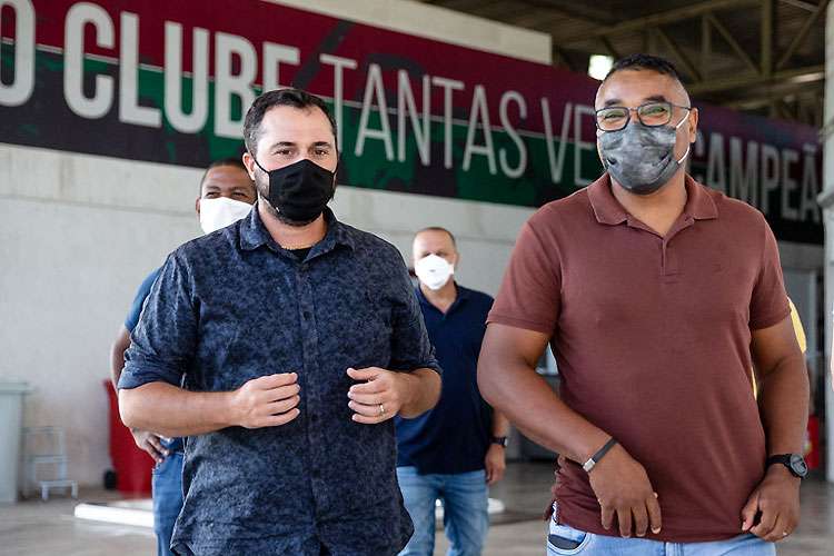 Roger Machado visita CT do Fluminense e tem apresentação marcada para o sábado