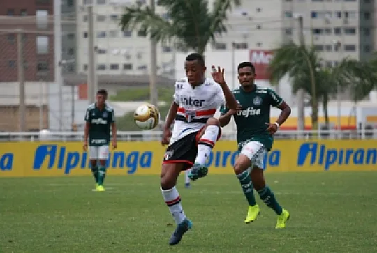 Treinador coloca São Paulo como favorito ao título da Copa SP