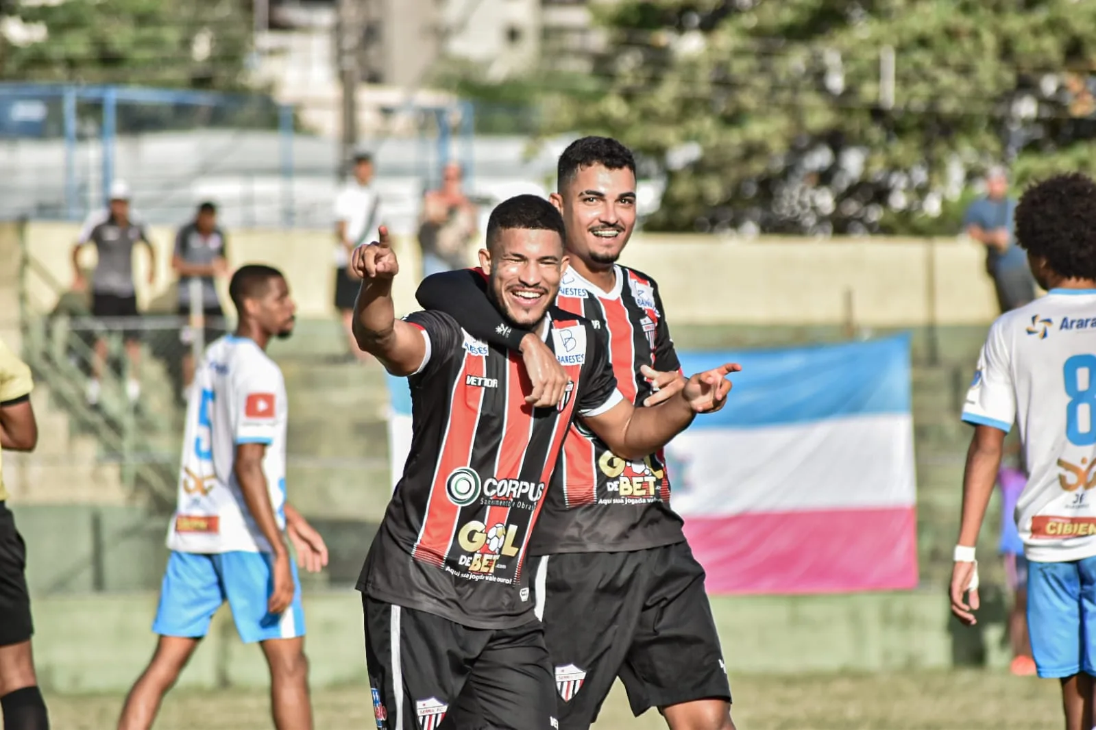 Serra goleia o Capixaba e assume a vice-liderança da Copa Espírito Santo