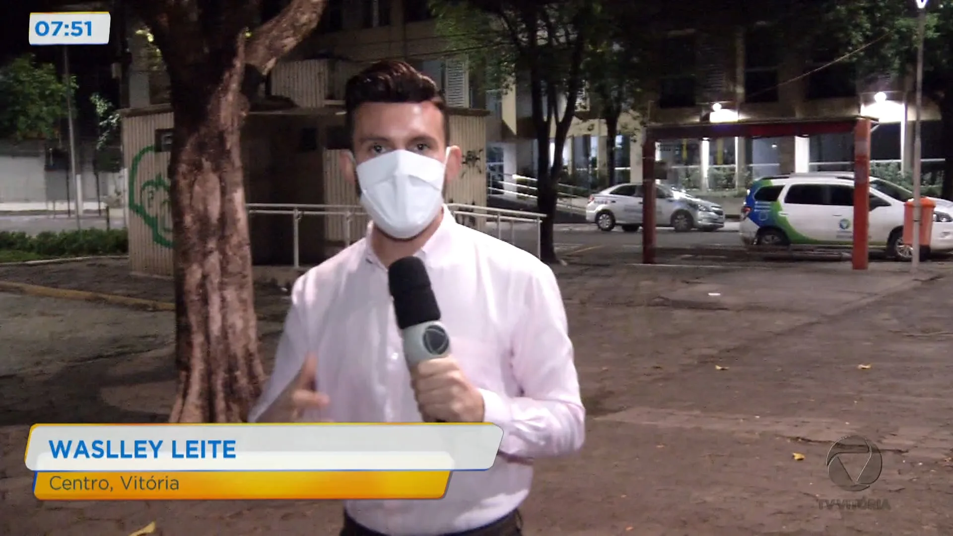 Ônibus do transcol é assaltado por três homens no Centro de Vitória