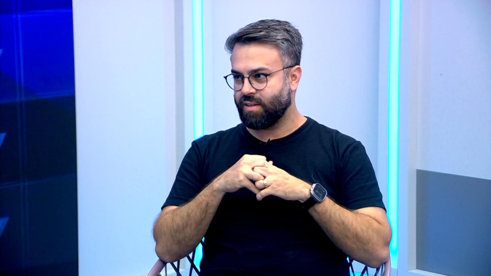 Fábio Portela em entrevista ao programa valores, da Pan News Vitória