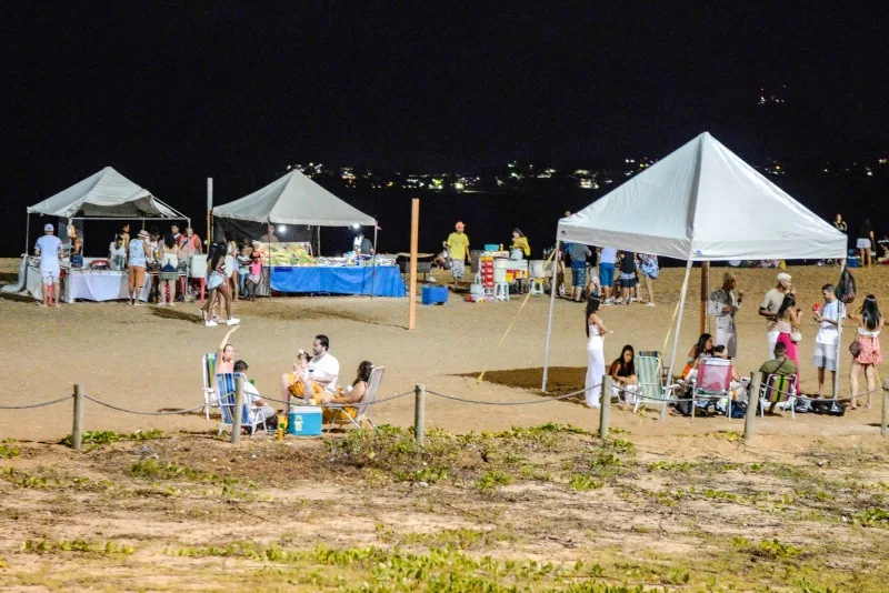 Réveillon: Vitória abre reserva de espaços para 500 tendas na Praia de Camburi