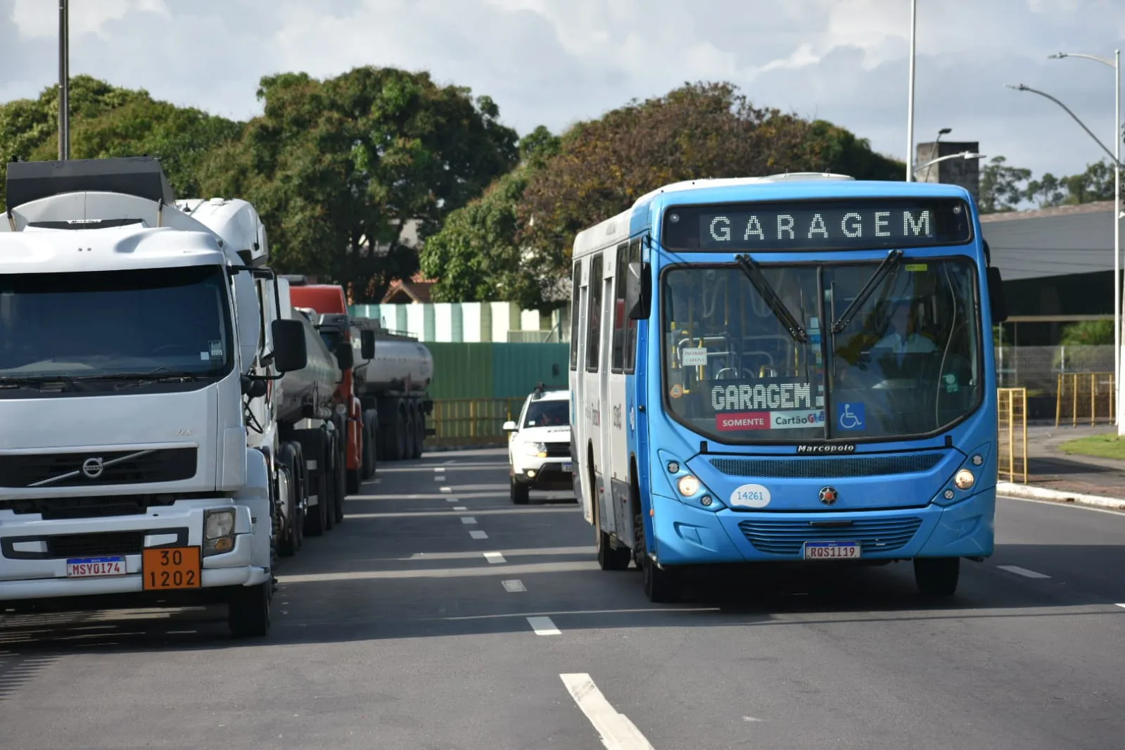 Greve de motoristas de caminhão-tanque no ES não afeta Transcol