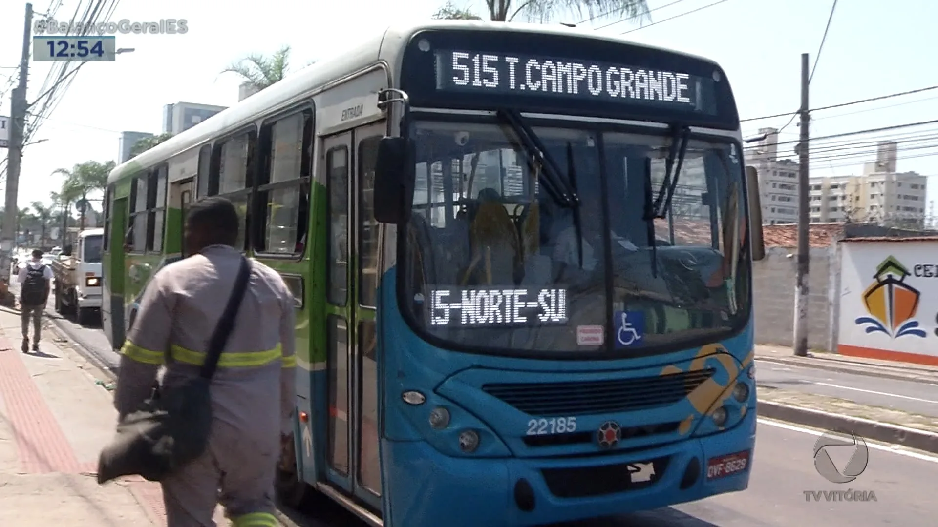 Ônibus na Serra é assaltado