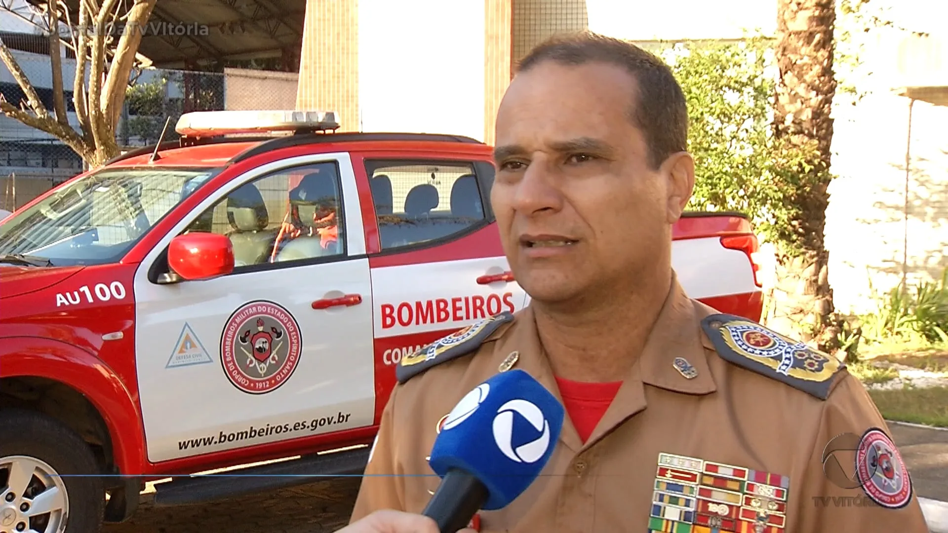 Combate ao incêndio em fábrica de chocolates já dura 36 horas