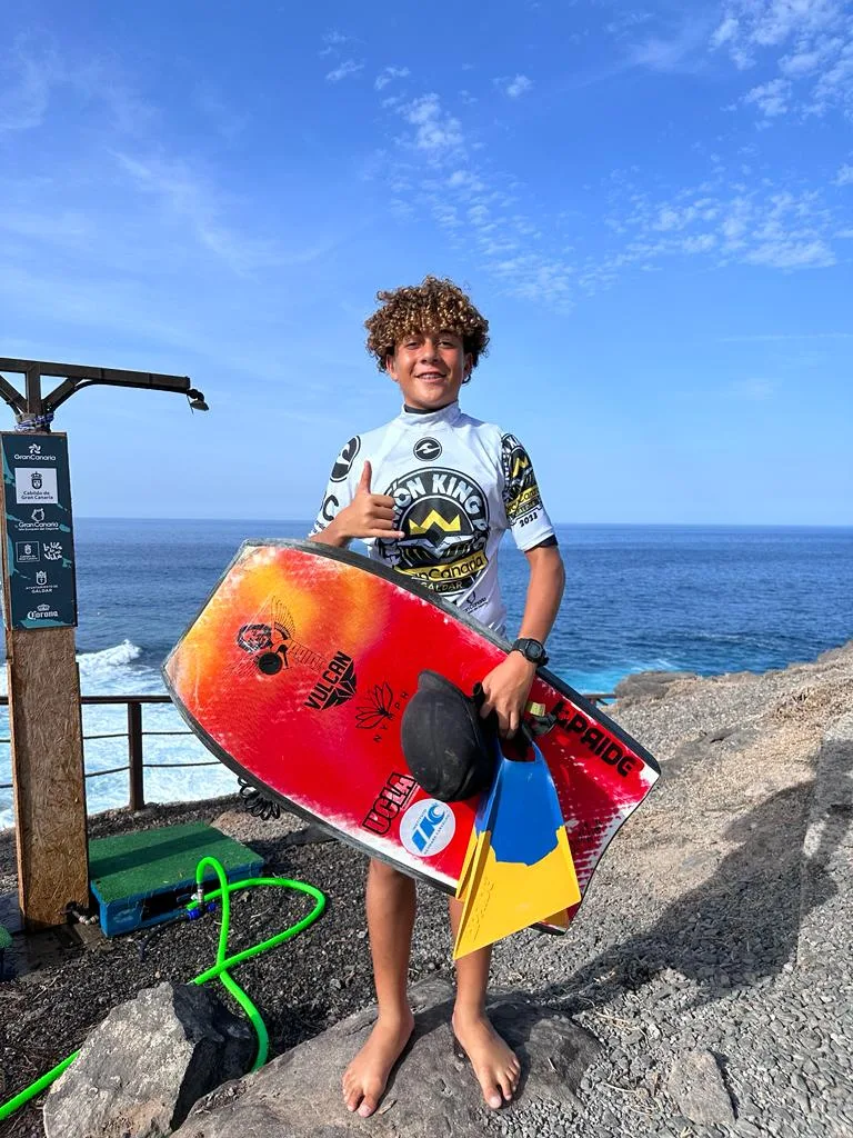 Quem são os meninos-prodígios do surfe e do bodyboarding no ES