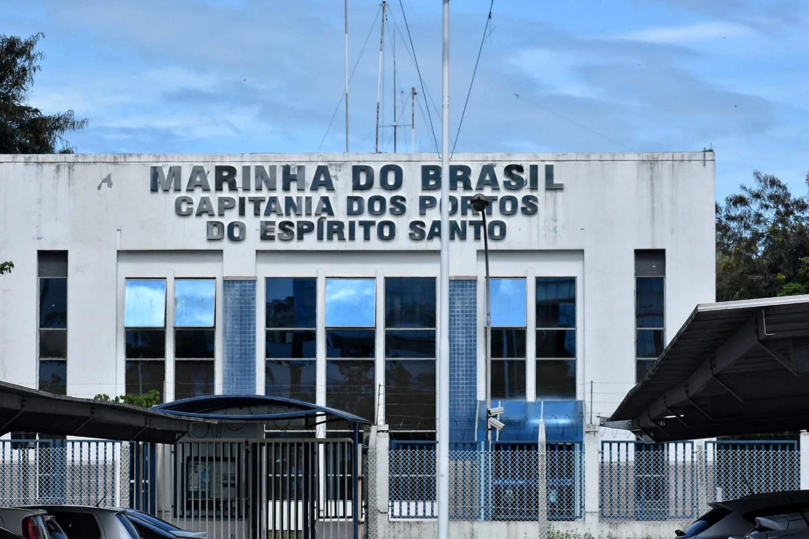 Inscrição para concurso da Marinha com salário de até R$ 9 mil termina segunda