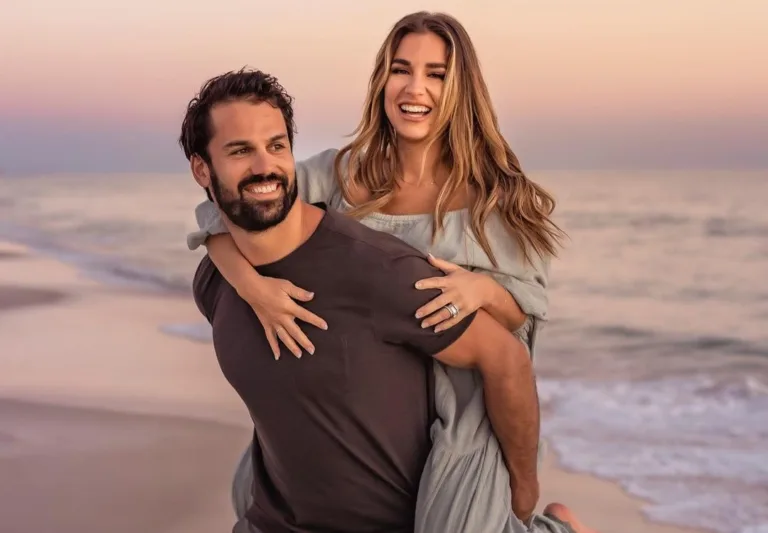 Filho de 4 anos da cantora Jessie James posta nude do pai sem querer nas redes