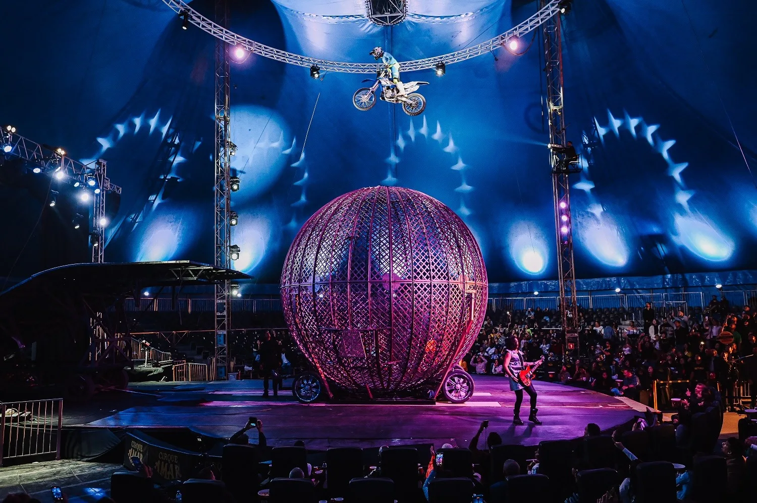 Espetáculos inéditos: circo chega a Vila Velha com artistas de vários países