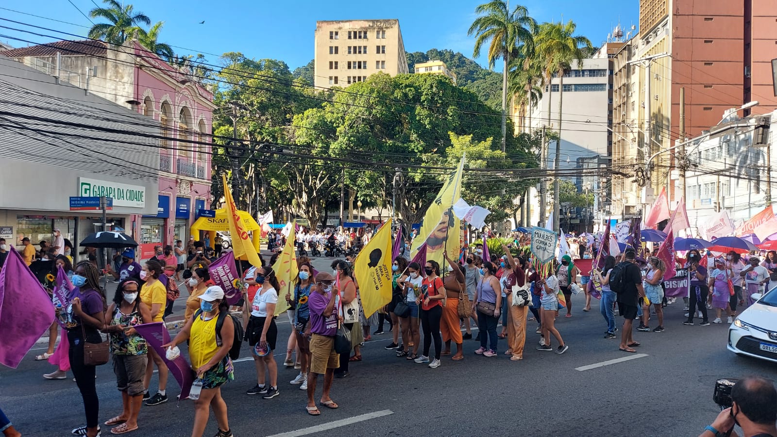 Marcha das Mulheres: manifestação em Vitória pede representação social e fim da violência