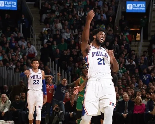 Com 53 pontos e 12 rebotes, Joel Embiid comanda vitória do Philadelphia 76ers