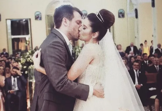 VÍDEO | Marido faz clipe em homenagem à esposa que morreu após parto